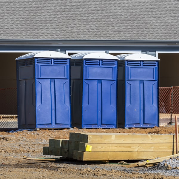 what is the cost difference between standard and deluxe porta potty rentals in Sidney Texas